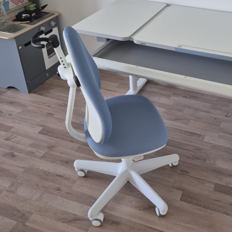 Kinder-Schreibtischstuhl: "Jooki" von Paidi im Review von Paidi ©https://dadslife.at