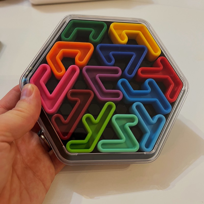 Logikspiel: "IQ Hexagon" von SmartGames im Review von SmartGames ©https://dadslife.at