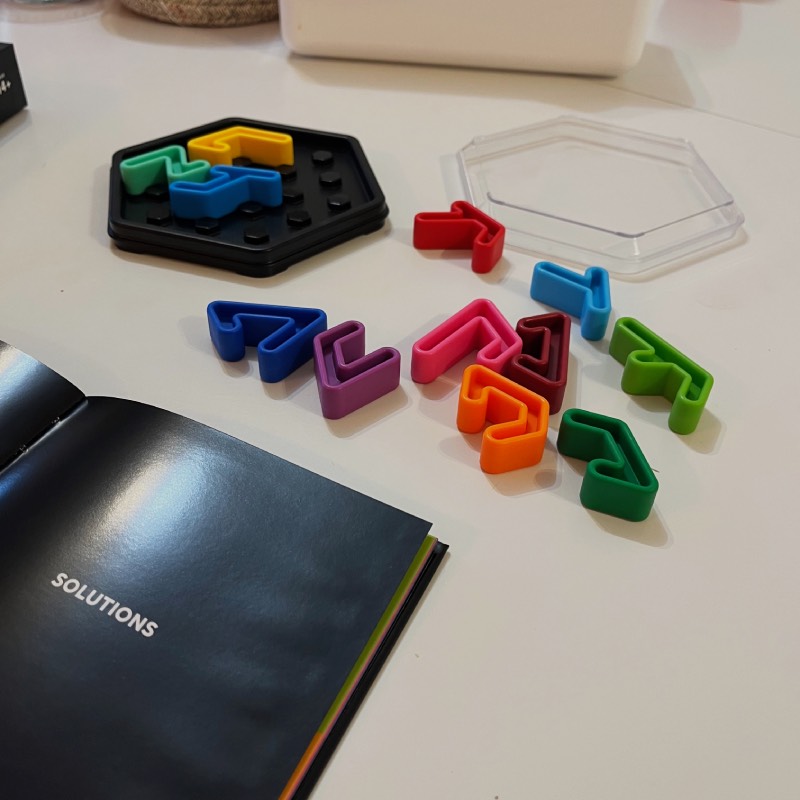 Logikspiel: "IQ Hexagon" von SmartGames im Review von SmartGames ©https://dadslife.at