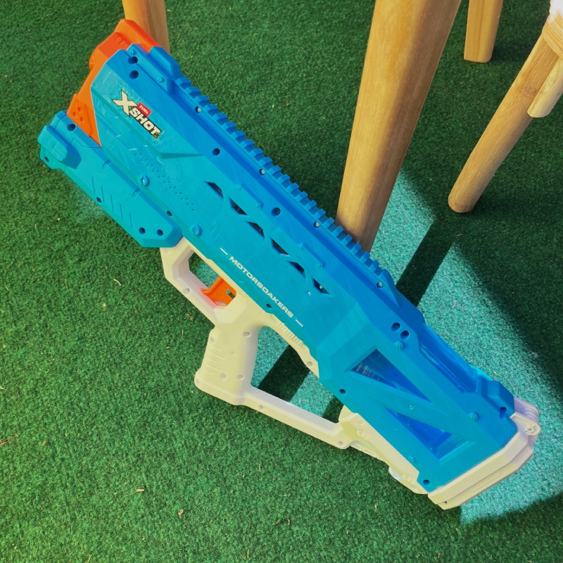Wasserpistole: "X-Shot Hydra Pulse" von Zuru im Review von Zuru ©https://dadslife.at
