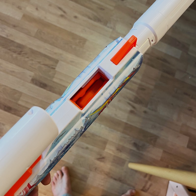 Blaster: "Loadout Arctic Zerostriker" von Nerf im Review von Nerf ©https://dadslife.at