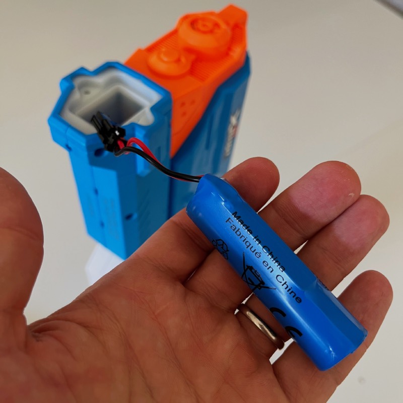 Wasserpistole: "X-Shot Hydra Pulse" von Zuru im Review von Zuru ©https://dadslife.at