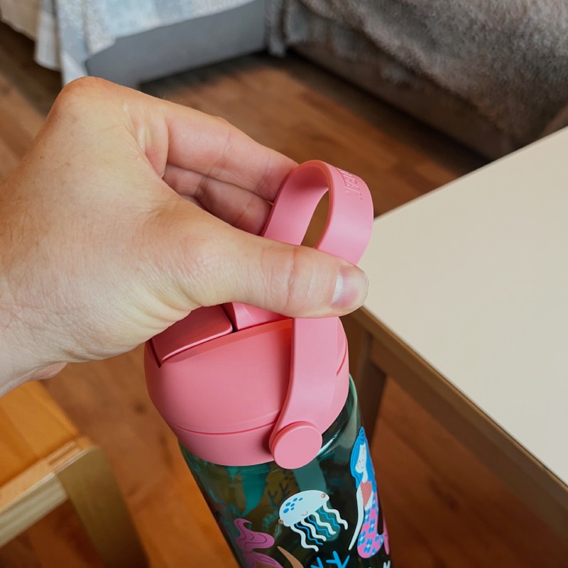 Trinkflasche: "Thrive Flip Straw Kids" von CamelBak im Review von CamelBak ©https://dadslife.at