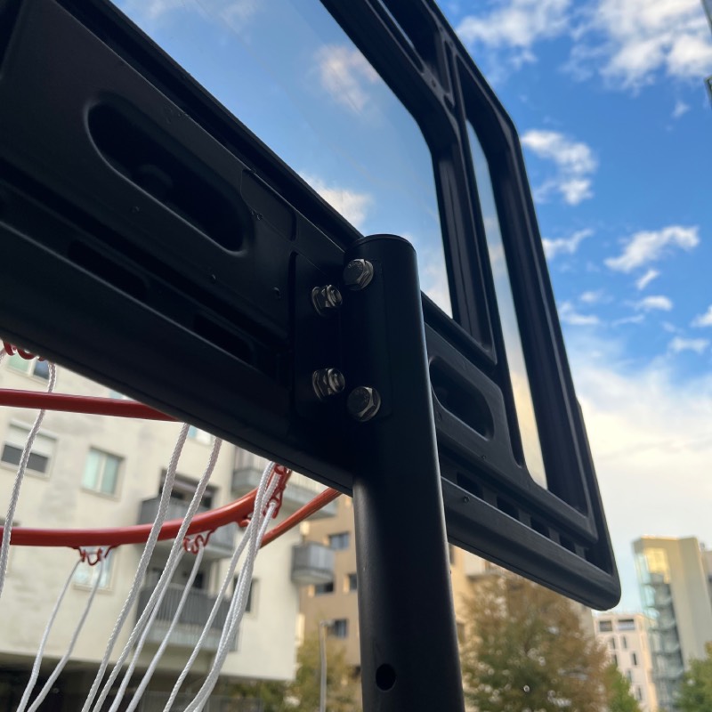 Basketballkorb: "Kinder (155-210 cm)" von Valeness im Review von Valeness ©https://dadslife.at