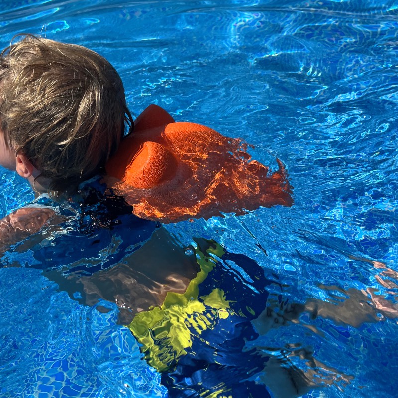 Schwimmhilfe: "Fibby" von Fibby im Review von Fibby ©https://dadslife.at