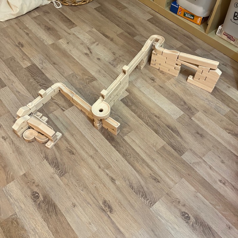 Holz-Murmelbahn: "M2 Basis (145 Teile)" von Baumkinder im Review von Baumkinder ©https://dadslife.at