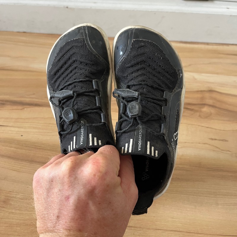 Barfußschuhe: "Primus Trail Knit FG Kids" von Vivobarefoot im Review von Vivobarefoot ©https://dadslife.at