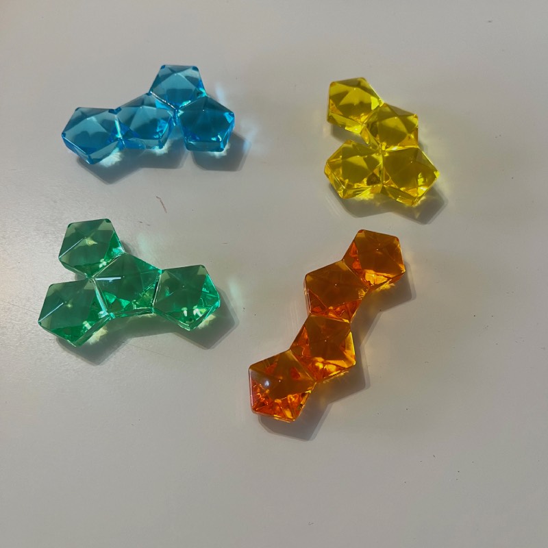 Logikspiel: "IQ Pentagon" von SmartGames im Review von SmartGames ©https://dadslife.at