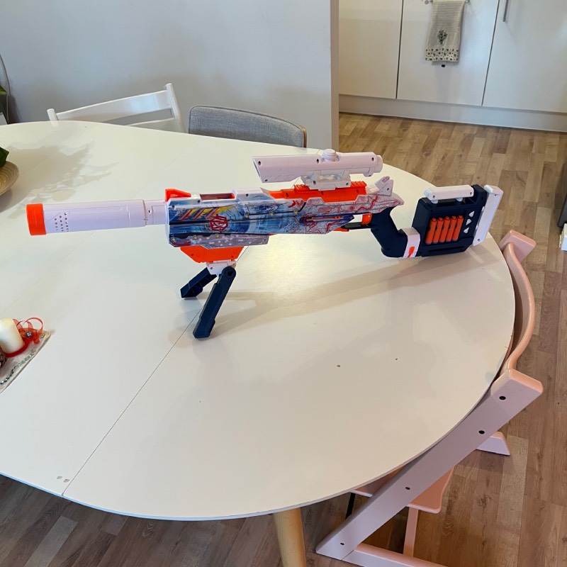 Blaster: "Loadout Arctic Zerostriker" von Nerf im Review von Nerf ©https://dadslife.at