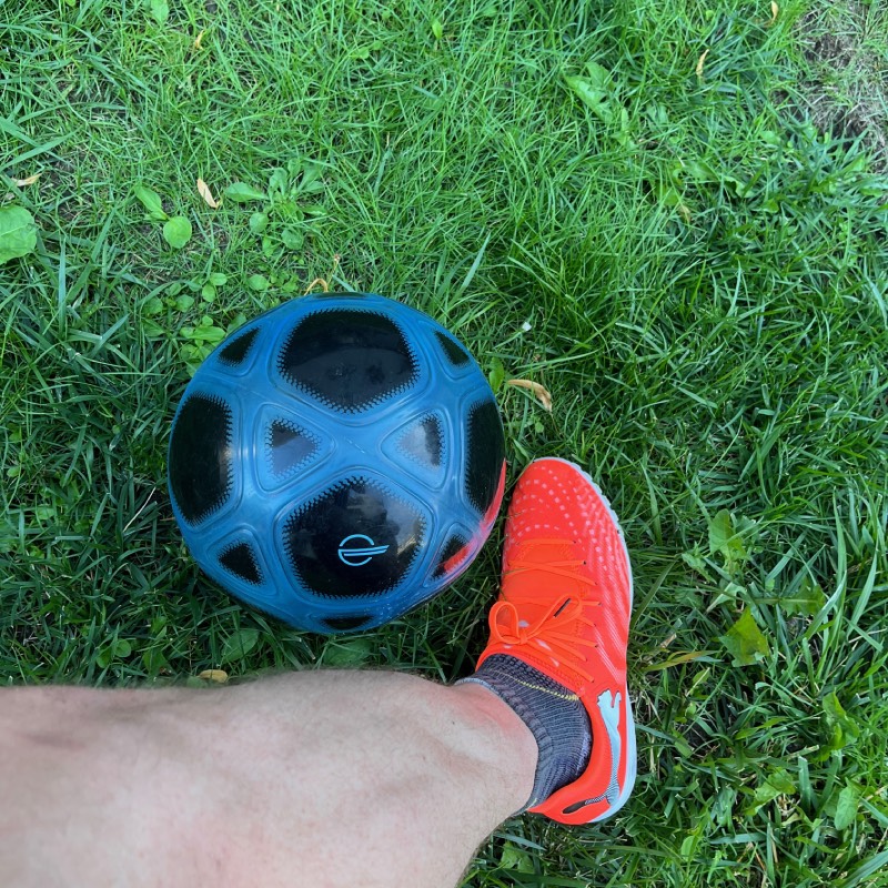 Smarter Fußball: "Counter Ball" von Strikesphere im Review von Strikesphere ©https://dadslife.at
