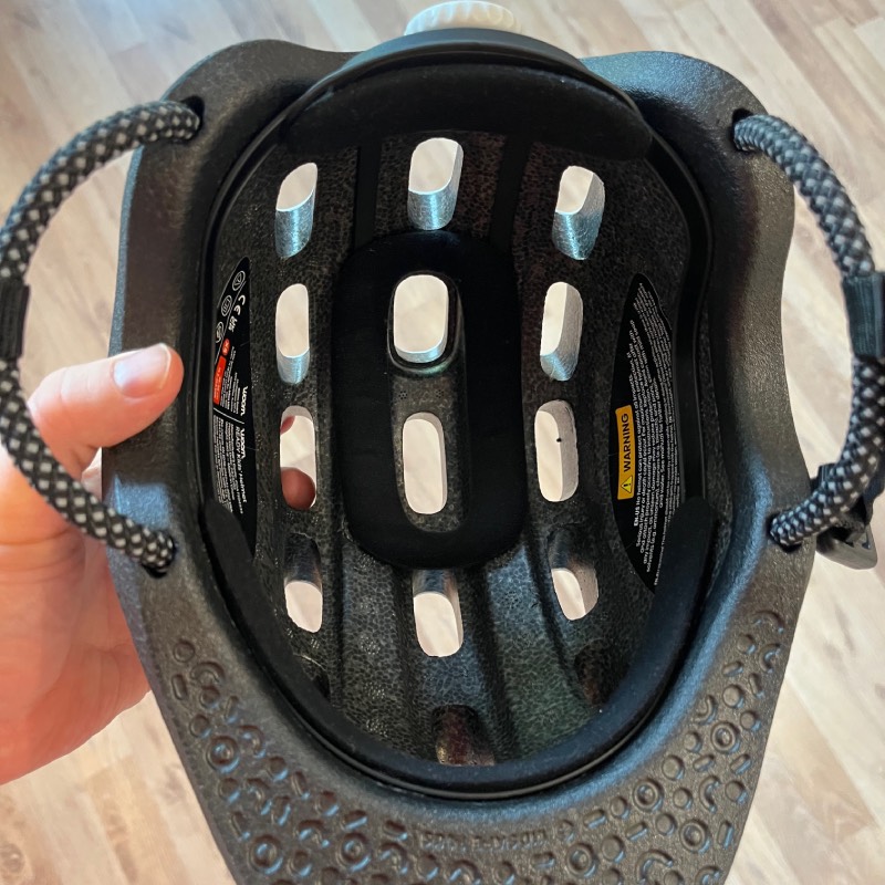 Kinder-Fahrradhelm: "READY" von woom im Review von woom ©https://dadslife.at