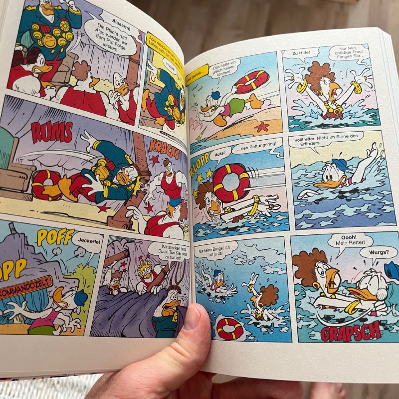 Lustiges Taschenbuch: "Schwimmen" von Egmont im Review von Egmont ©https://dadslife.at